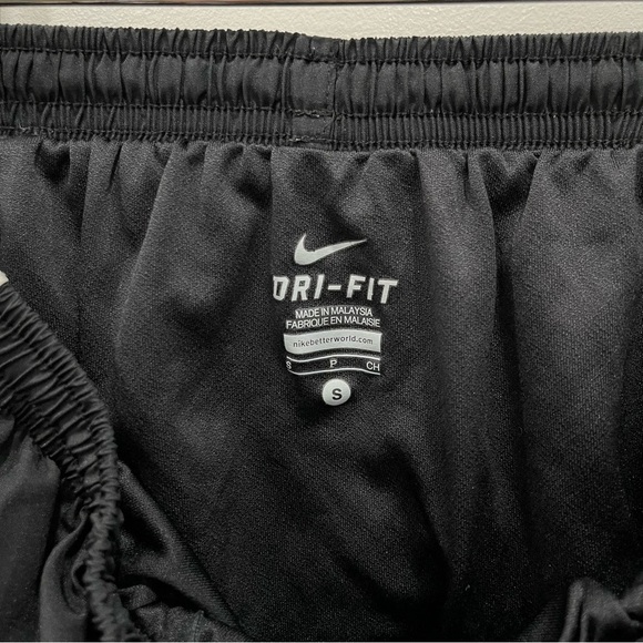 Nike Women’s Dri-Fit Tempo Running Shorts Black White Size Small - Picture 7 of 9